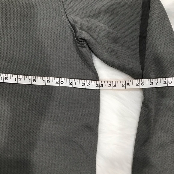 Van Heusen Traveler Gray Pullover 1/4 Zip Sweater - Picture 4 of 6